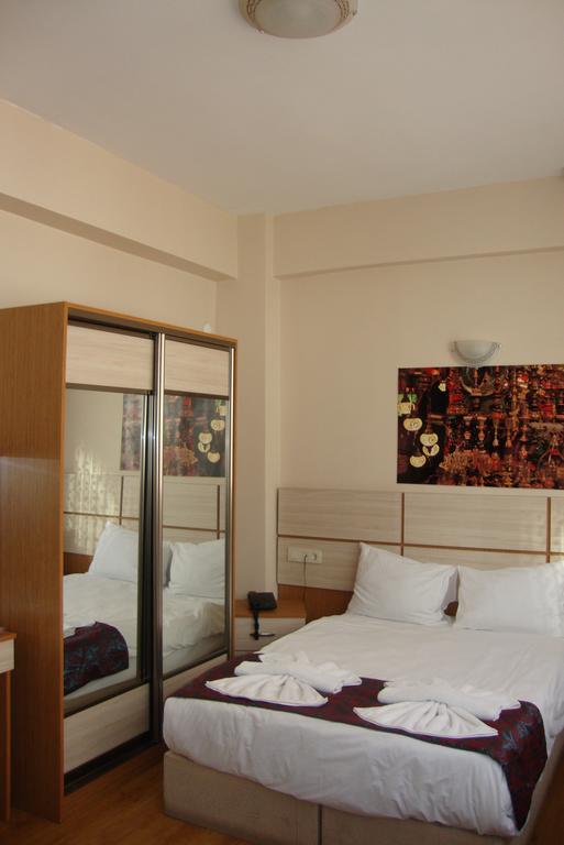 Royal Suites Besiktas Istanboel Buitenkant foto