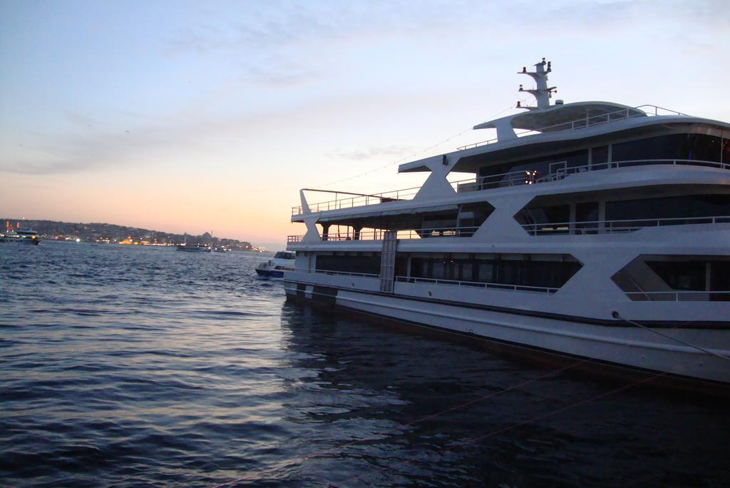 Royal Suites Besiktas Istanboel Buitenkant foto