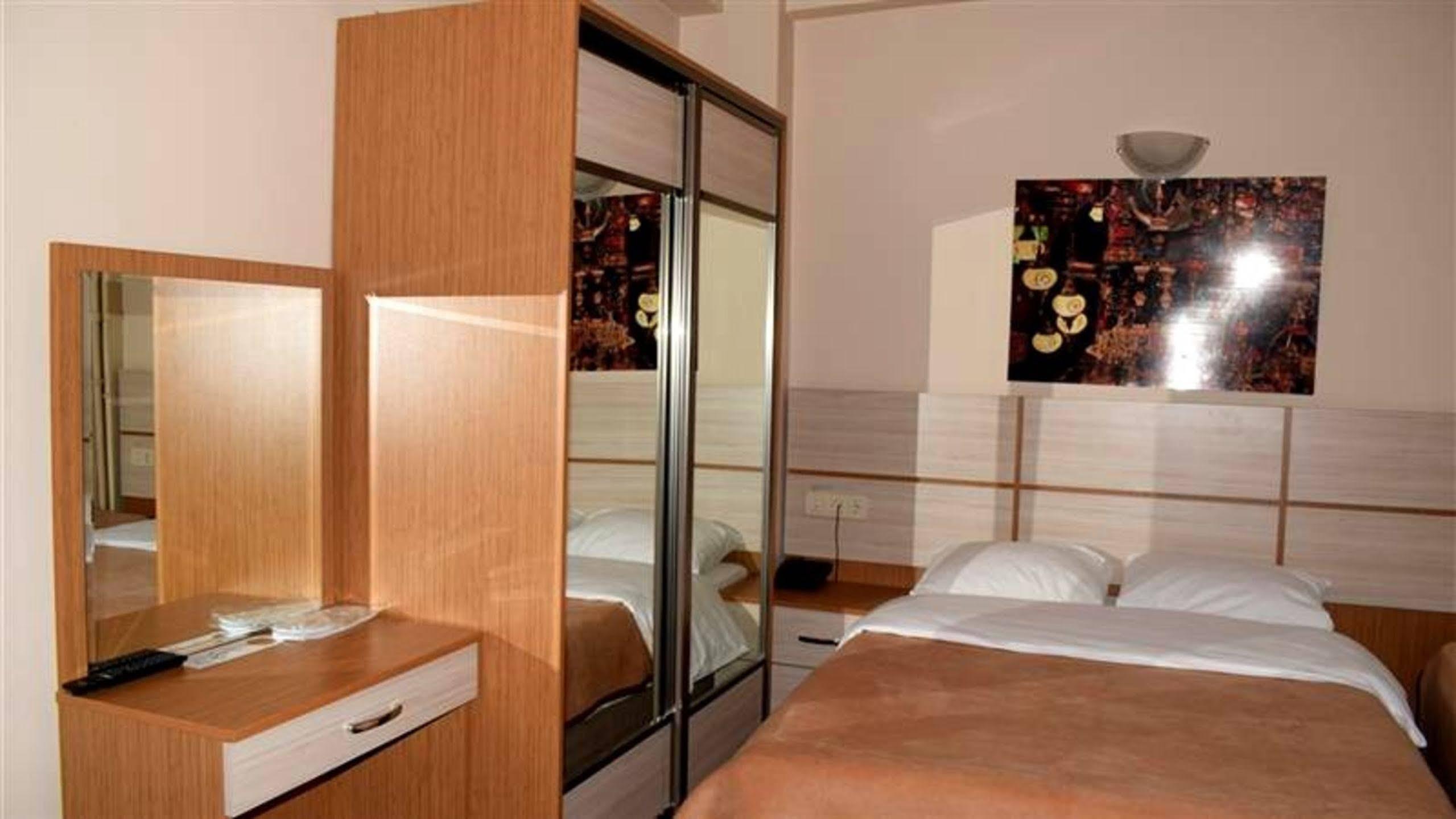 Royal Suites Besiktas Istanboel Buitenkant foto